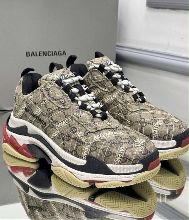Vand Gucci X Balenciaga Triple S noi. Orice marime in stoc