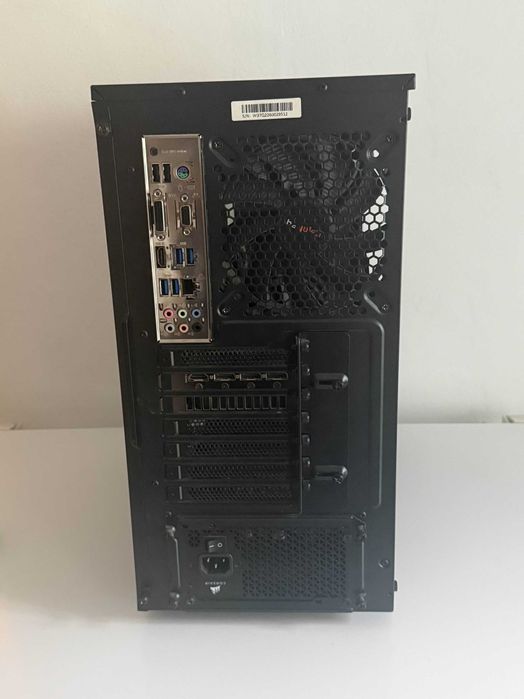 PC Gaming Ryzen 7 5700X + RTX 3060 OC 12 GB – stare excelentă