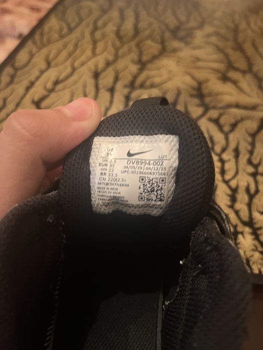 Продавам маратонки nike