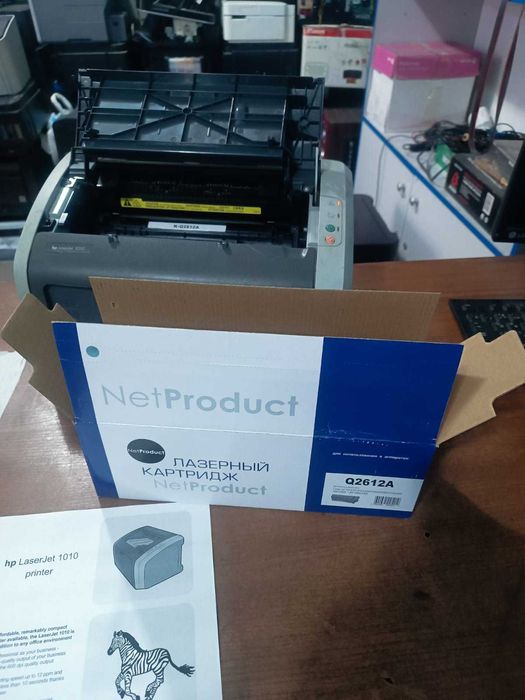 Продам принтер Hp laserJet 1010