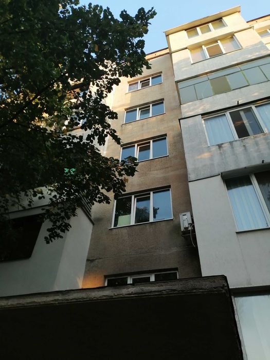 Надежда 4, Свобода, 2стаен панел, ет. 3