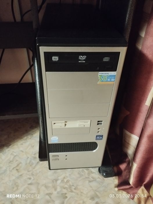 Настольный Компьютер+Компьютерный стол