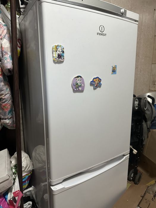 Срочно!Продам холодильник