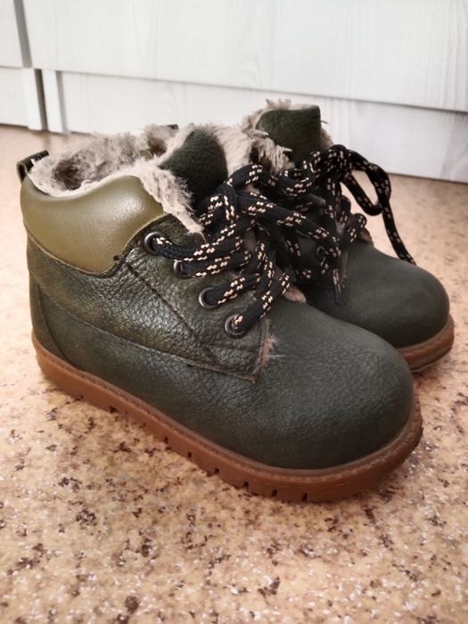 Зимние сапоги детские 23 р состояние отличное