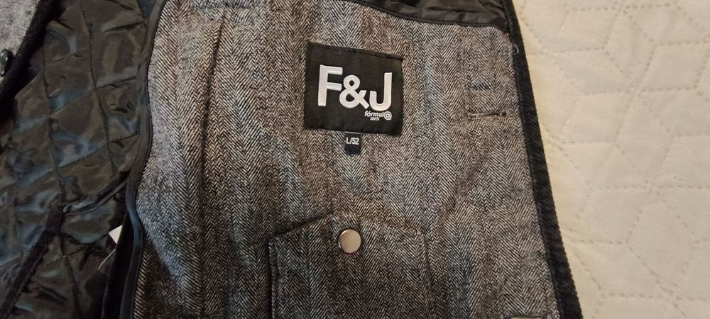 Мъжко сако F&G, размер L