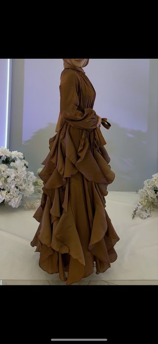 Вечерное, очень красивое платье