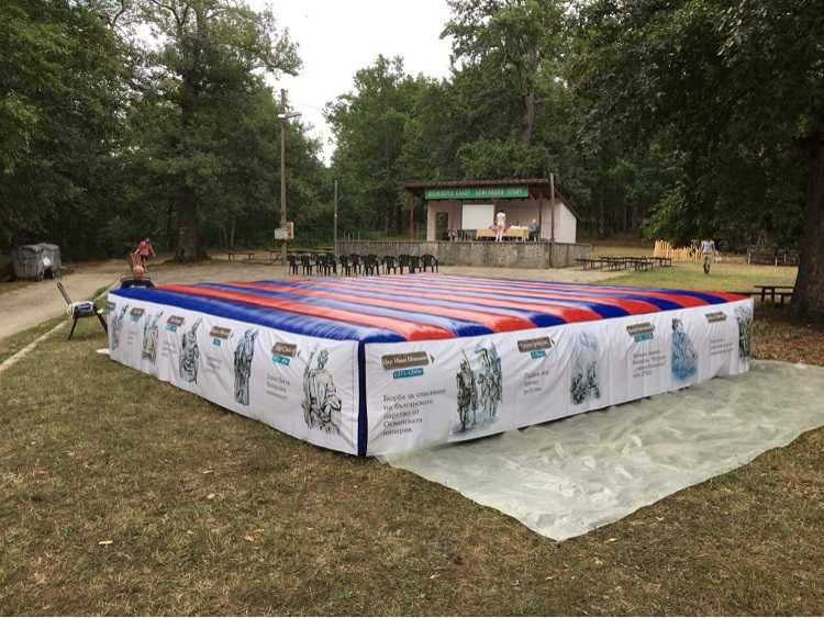 Изграждане, оборудване за детски парти центрове и кътове