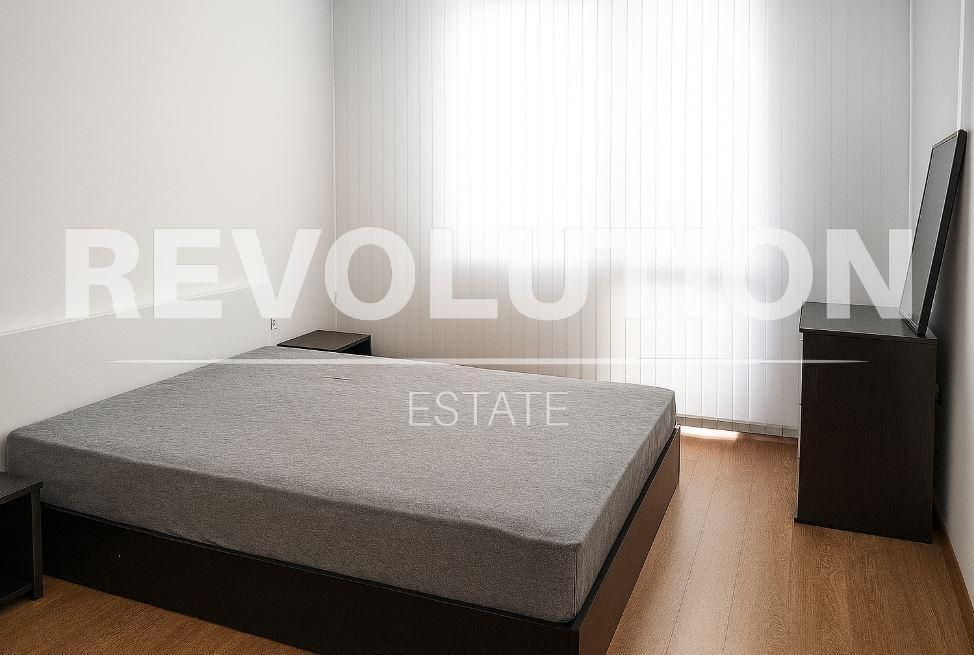 Дава се под наем Тристаен апартамент в Варна, Цветен квартал - 113 кв.м за 600 € - Снимка #3