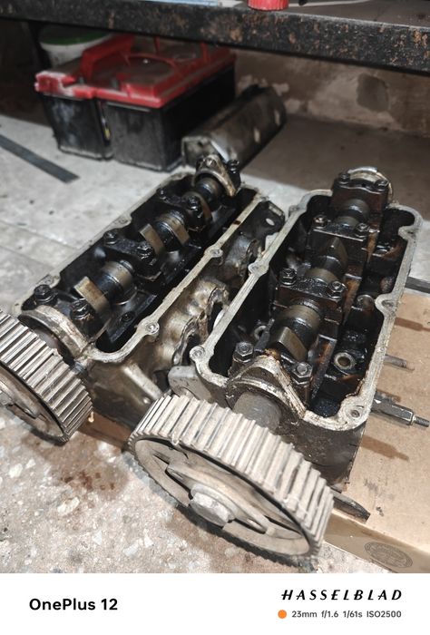 Головка от ауди 2.6