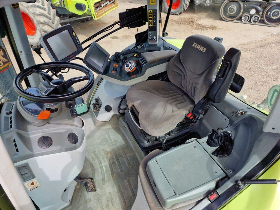 Tractor Claas Axion 950