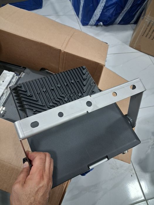 Proiector  led pt exterior si suprafete mai mari