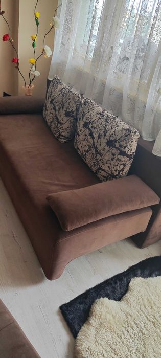 Продавам Диван, тримесетен