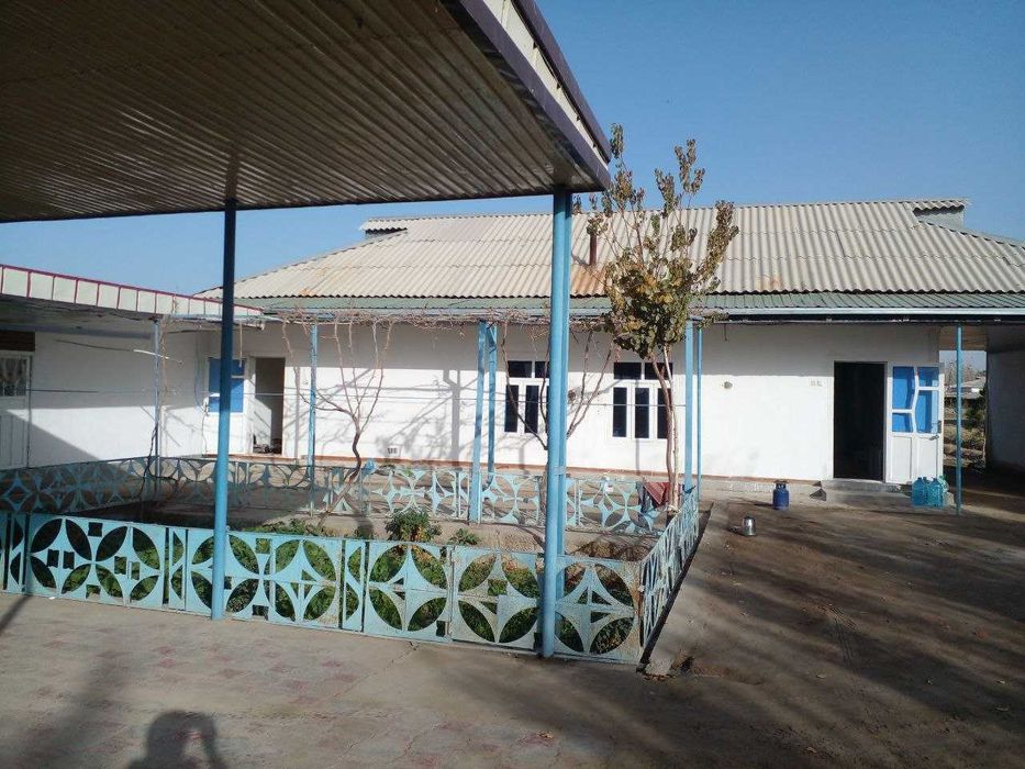 Tayyor hovli sotiladi