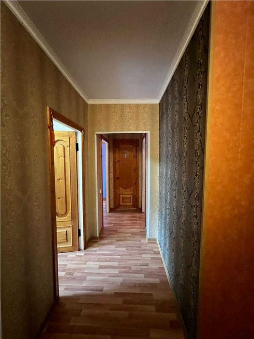 4 комн улушен мкр. Степной 2-4/1, 3 этаж.