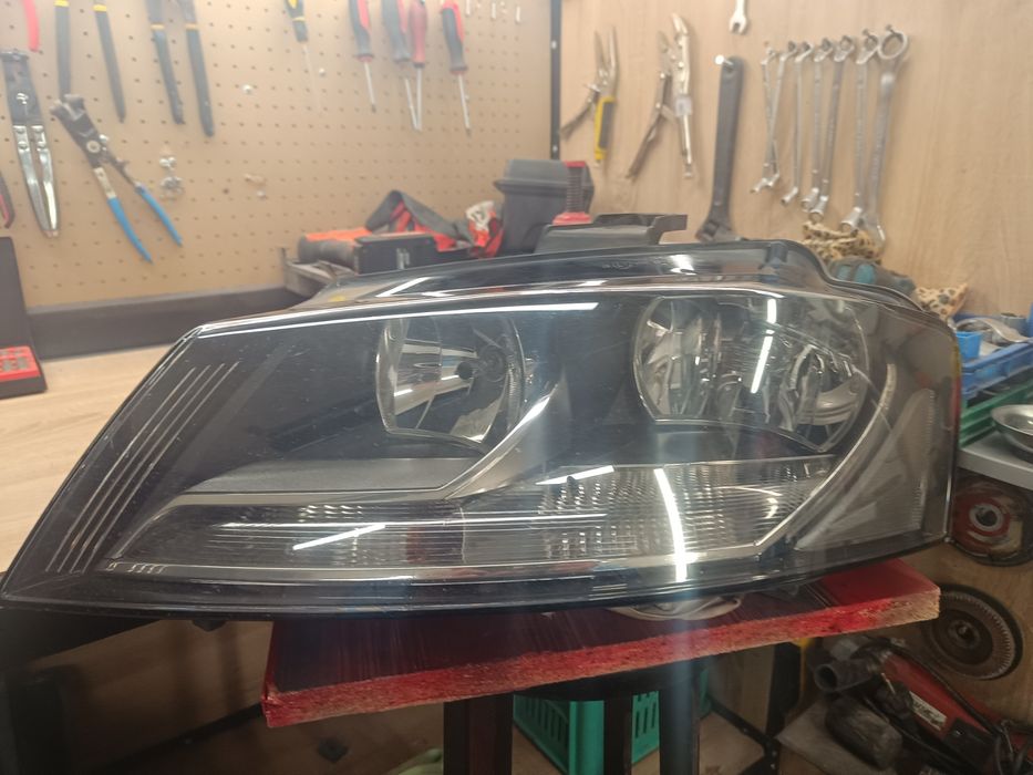 Продавам Фарове за Audi A3 8p 2009-2013
Фаровете са в много добро съст