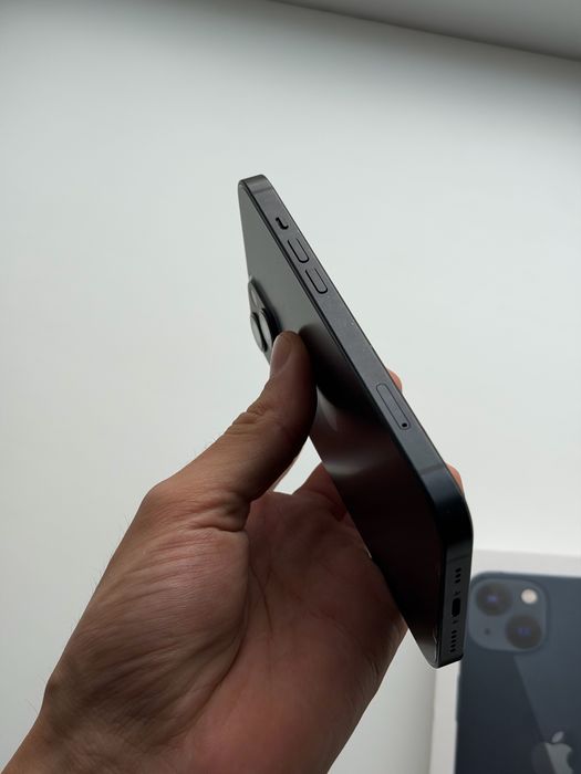 IPhone 13 - хорошее состояние