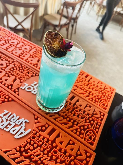 Cocktail Bar/Bar mobil/tort de shoturi/începând de la 3.000 RON