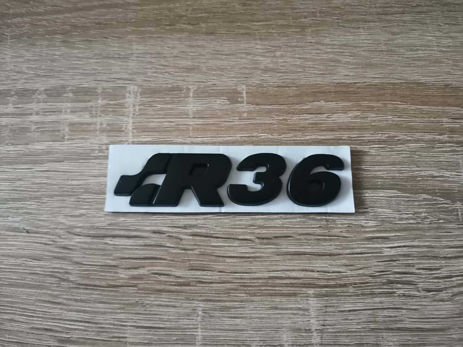 черна емблема Volkswagen R36