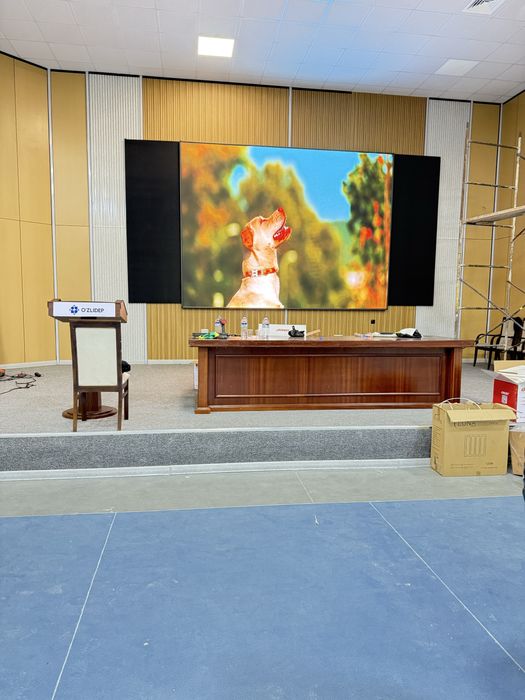 Барча турдаги янги ва сифатли LED экранлар — индор ва аутдор.