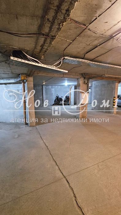 ПОДЗЕМНО ПАРКОМЯСТО  – 6,77метра х 2,72 метра