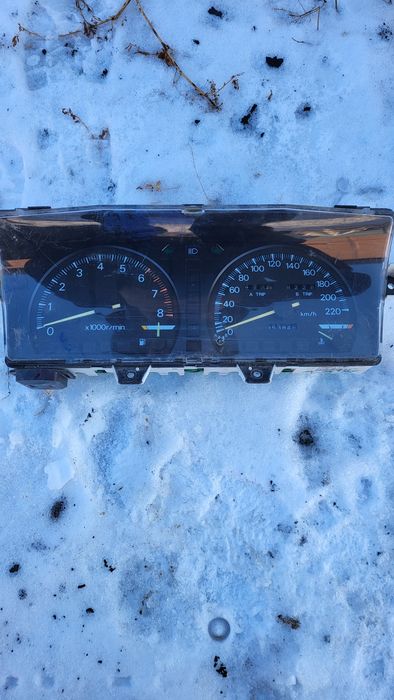 Щиток приборов Митсубиси Галант