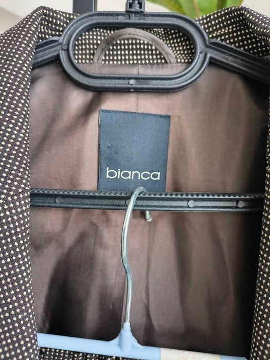 Costum femei cu pantaloni din lână