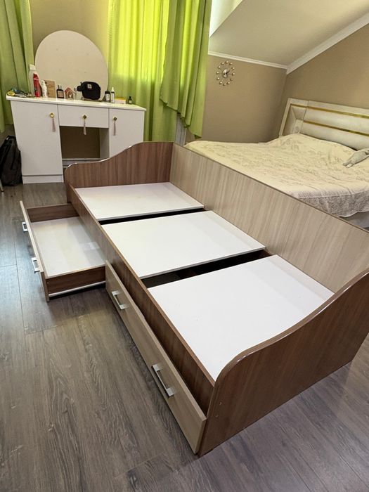 Кровать односпальная