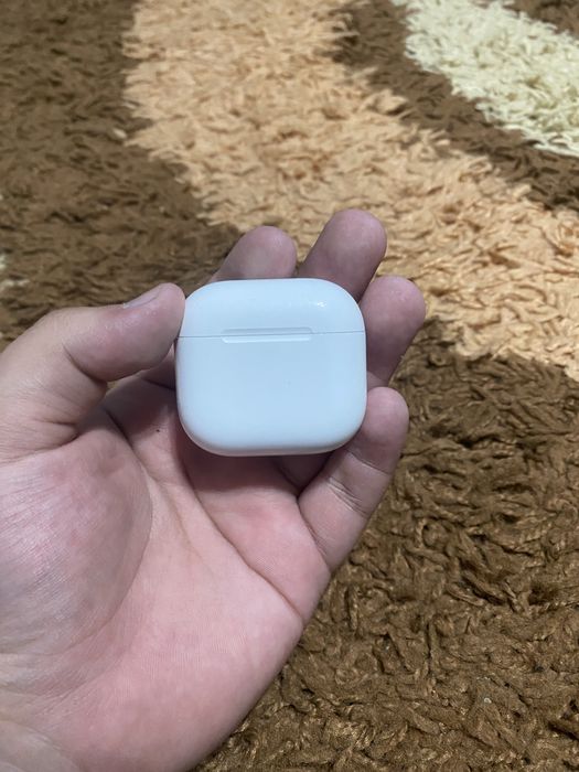Apple Air Pods 4