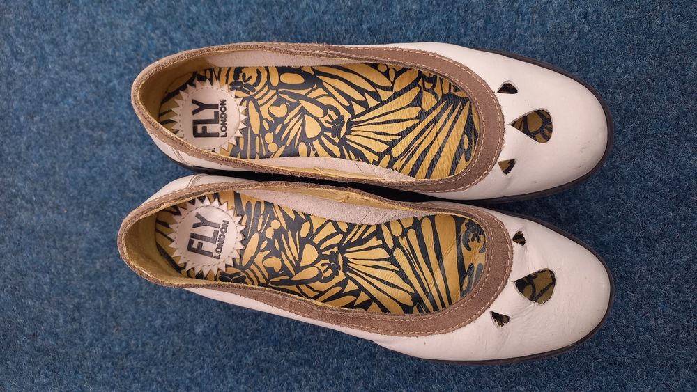 Pantofi Fly London 38