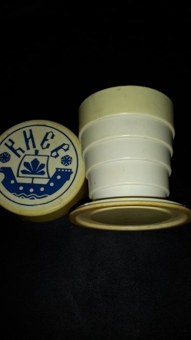 Стаканчик советский складной.