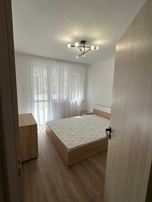 Дава се под наем Тристаен апартамент в Бургас, Възраждане - 75 кв.м за 612 € - Снимка #4