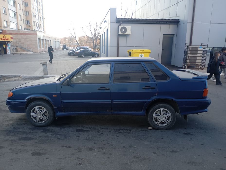 Автомобиль Ваз 2115