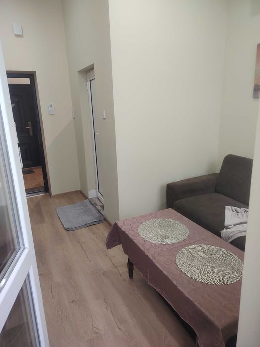 Апартамент под наем център