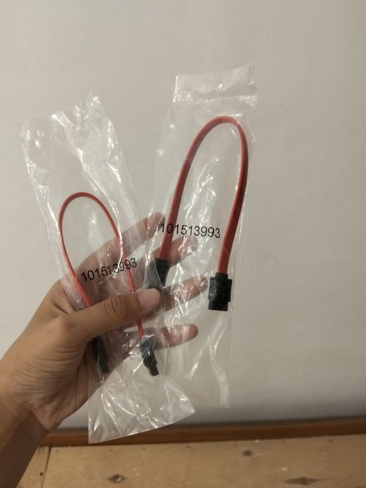 кабель SATA интерфейсная для жестких дисков