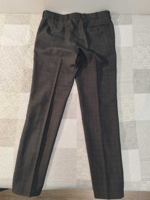 Мъжки официален костюм Paruchev /сиво каре/ размер S