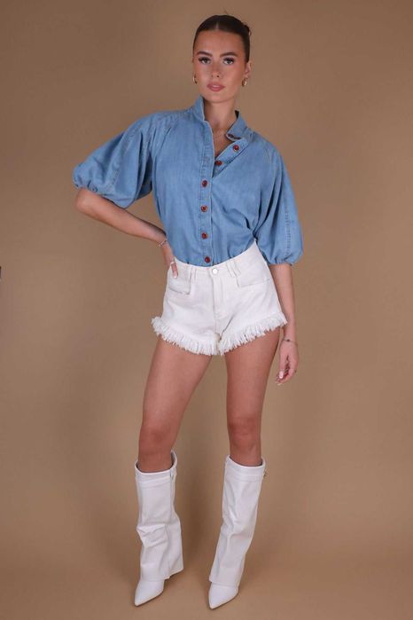 Къси бели дънкови панталонки