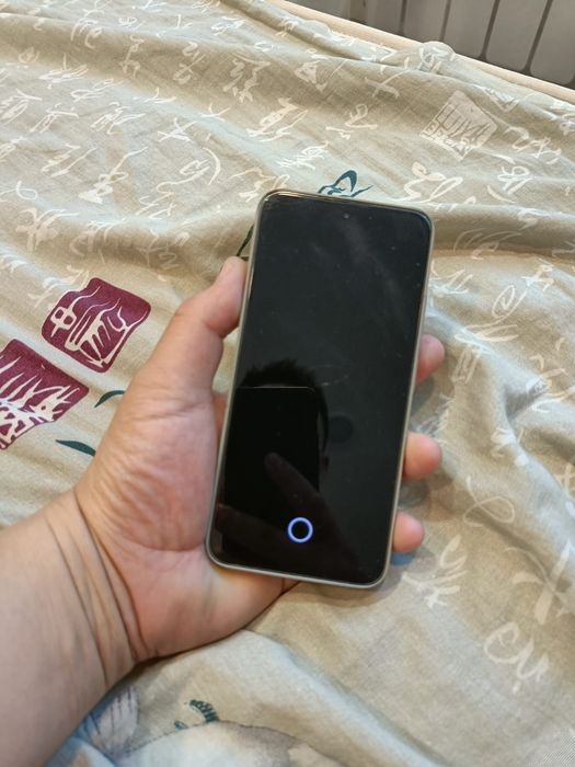 Xiaomi 13 256gb ( компактный флагман)