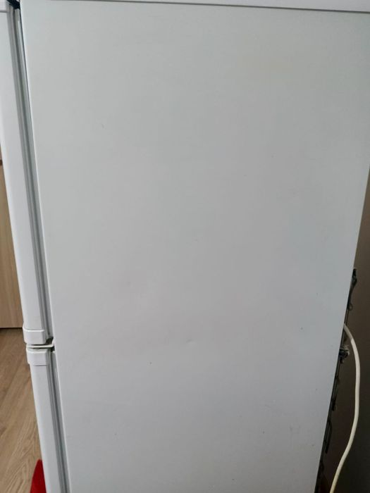 Продам холодильник Бирюса