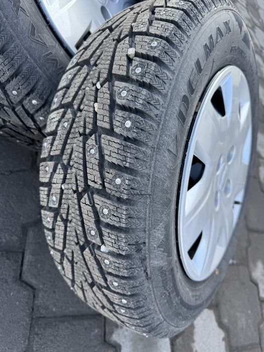 Комлект зимних шин с дисками