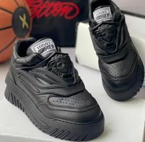 Versace odissea  de bărbat