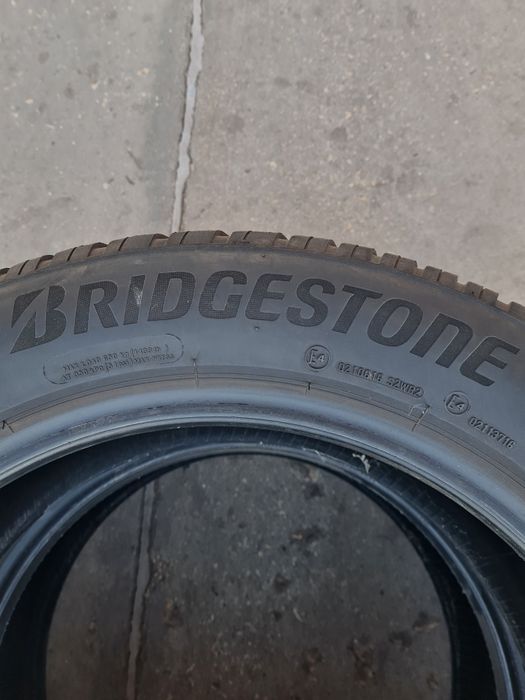 Зимни гуми 2 броя BRIDGESTONE Blizzak LM0005 205 60 R17 дот 3620
