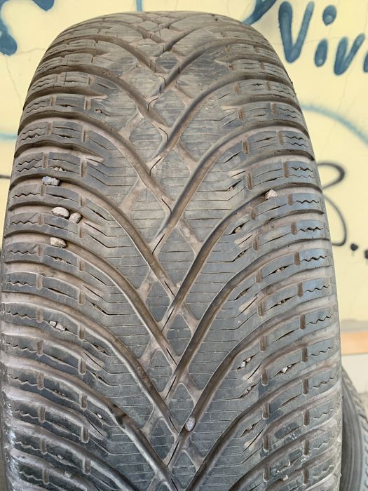 Anvelope iarna 215/65R16