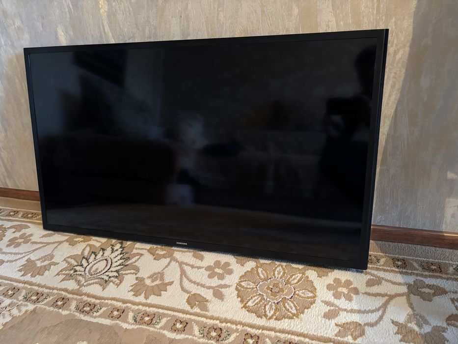 Продается телевизор Samsung (Smart Tv)