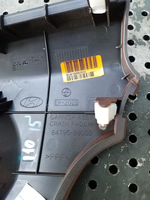 Ornament grila ventilatie stanga hyundai i10 ba ia 84795b9000