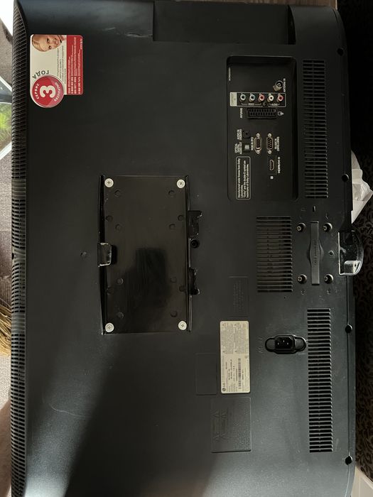 Продам телевизор LG
