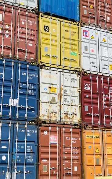 Containere maritime NOI 6m si 12 m