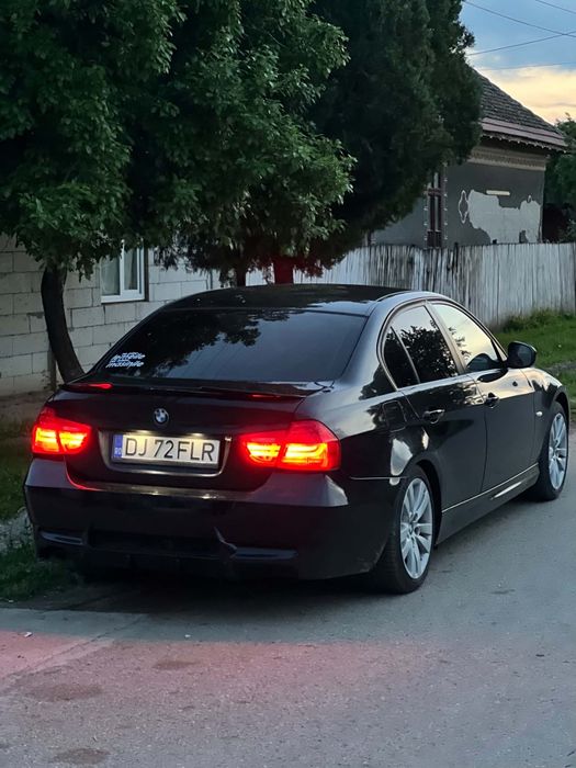 vând bmw e 90 facelift