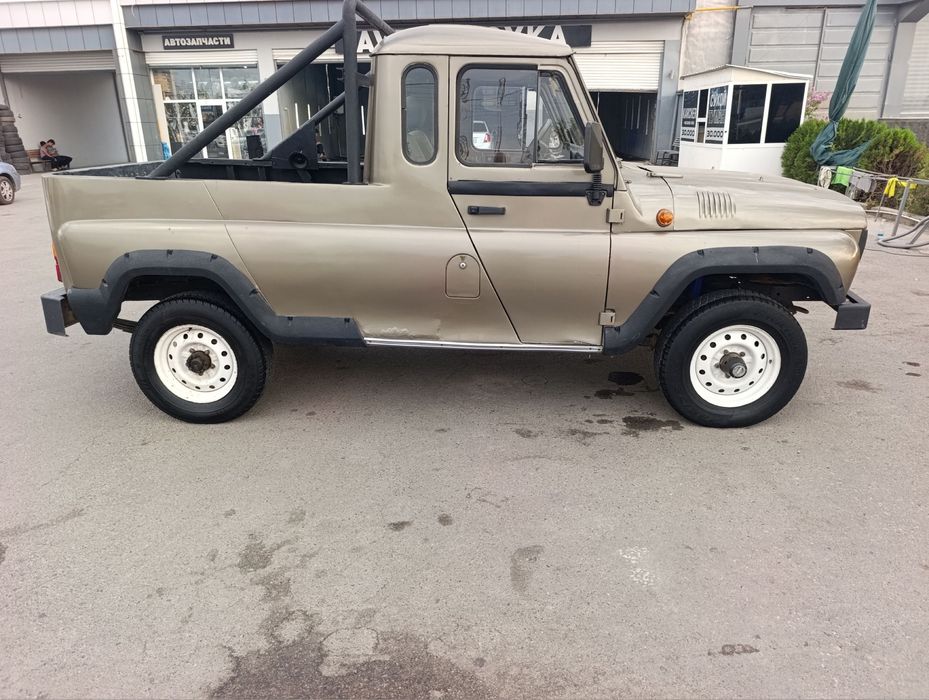 UAZ , Picap Maxsus Universal
