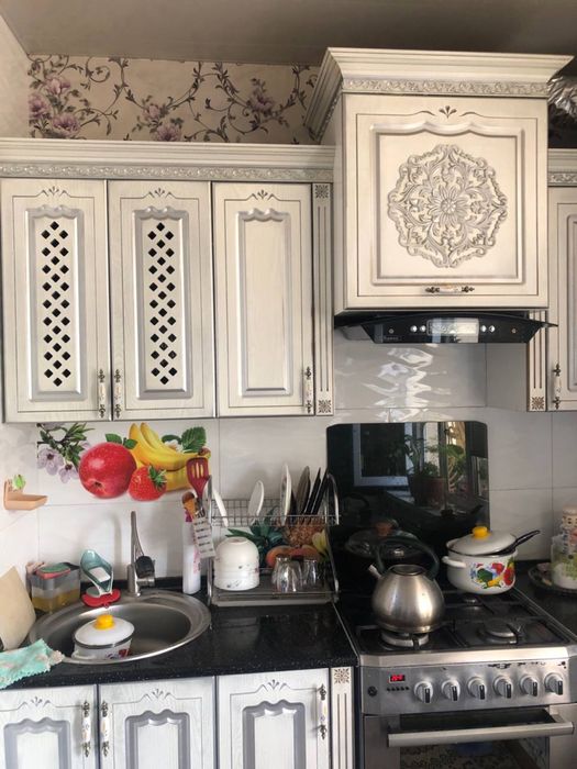 Юнусабад 10 кв. 4/2/5 продаётся квартира