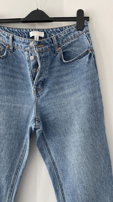 Blugi cu talie inalta H&M